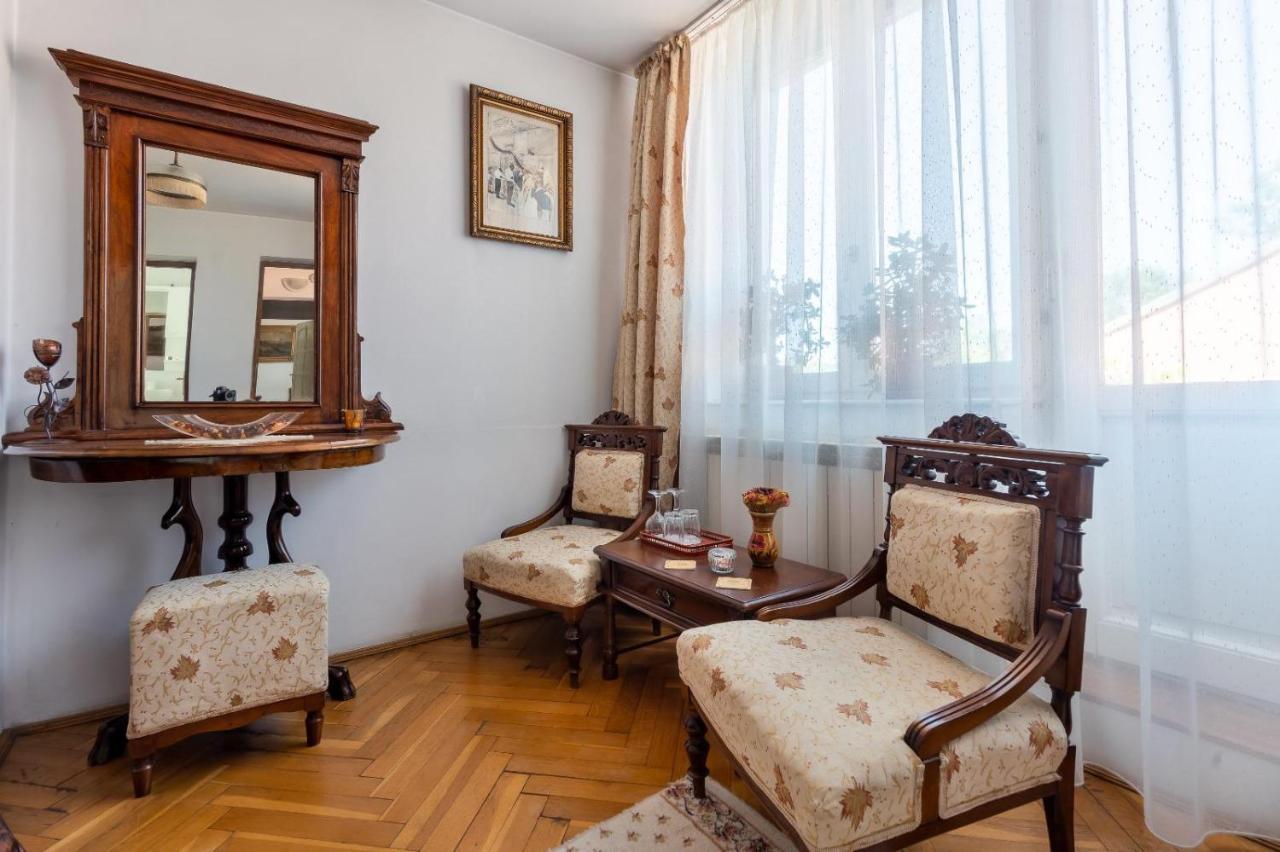 Villa-Hotel Escala Kaloşvar Dış mekan fotoğraf
